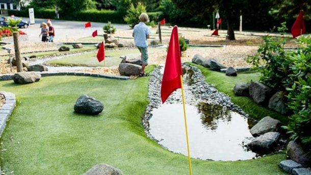 Ristinge Crazy Golf and Ice Creame House