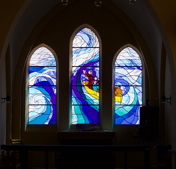 Stained glass window in Bagenkop Church, Helle Scharling-Todd