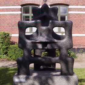 Mask and Figure, Sonja Ferlov 