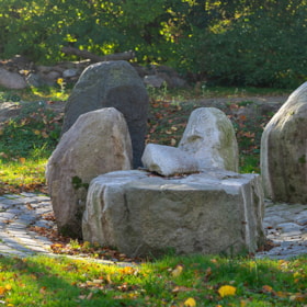 "Kildestene", Jan Axel Starup 